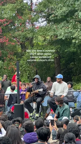 @DanielCaesar #danielcaesar #danielcaesarconcert #sonofspergy #toronto #danielcaesartour 