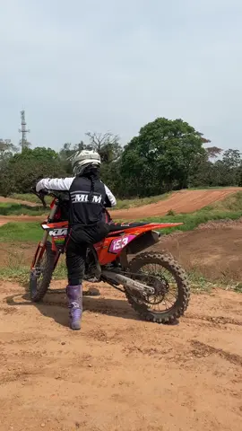 🫠😅 #paratii #motocrosslife #motocrossgirl #viralll 