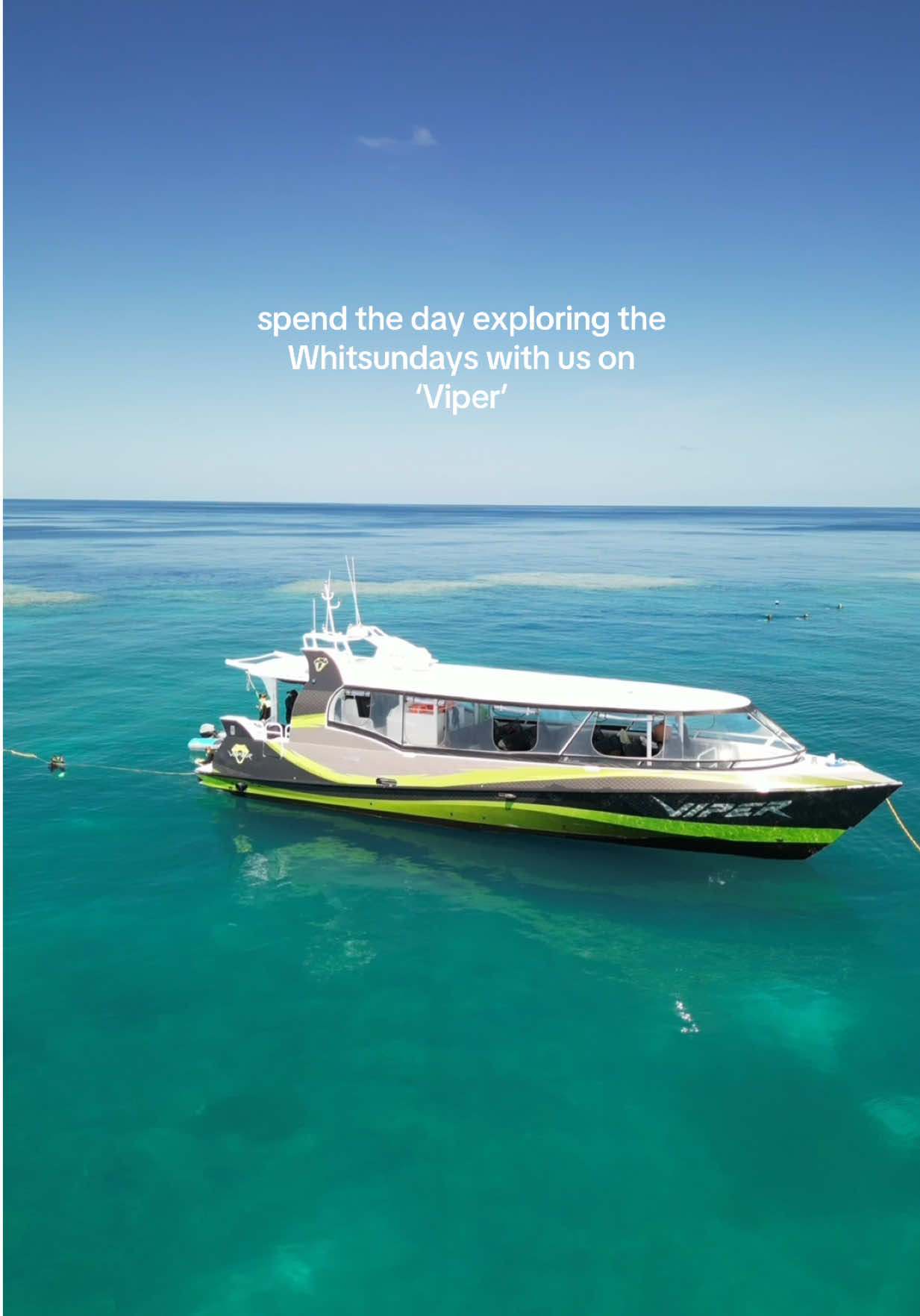 if you’re looking for a action-packed day combining surreal snorkelling, sun baking on the beach, and high-speed adventure, then Viper is the boat for you ⚡️🐍 📲 get in touch with us to find out more or book in by heading over to our website, or emailing ‘admin@mr-travel.com’ 💙  #greatbarrierreef #whitsundays #airliebeach #whitehavenbeach #travelbucketlist 