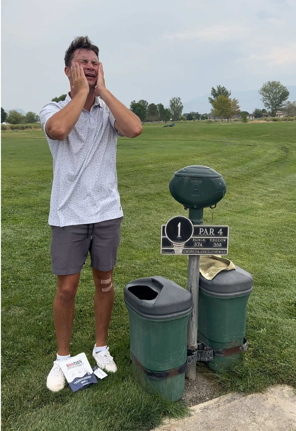 Just to loosen up @brotionsunscreen #crowboy #crowbar #golf #drink #drinks 