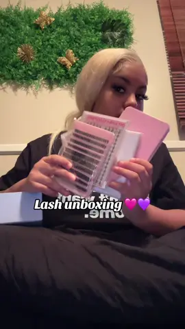 Catch the sale before it’s to late! #lashbundle #lashclusters #unboxingvideo 