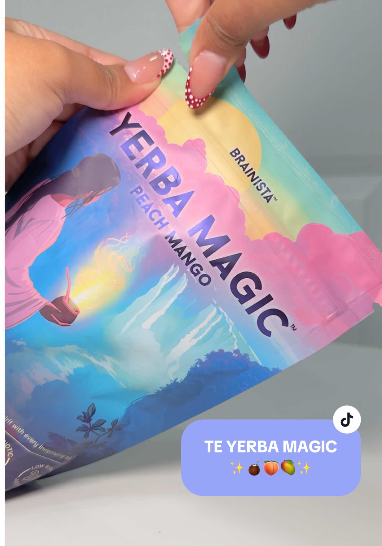 Cada sorbo, pura energía @brainistaofficial 🧉🍑🥭 #YerbaMagic #CleanPlantEnergy #GutHealthGlow #PeachMangoVibes #CreatorBrief 