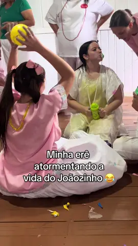 Kkkkkk meme @bel🍀 #cosmeedamião🍬🍭🍫🧁 #viral #ere #umbandadearuanda #foryoupage 