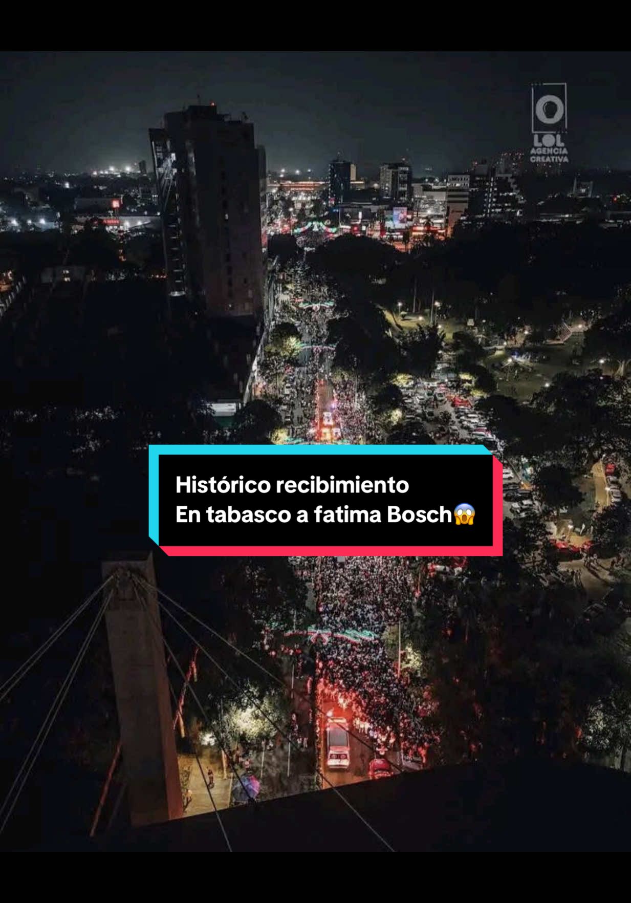 🚨 histórico recibimiento en Tabasco a Fátima Bosch miss universo México 2025 , con más de 100k personas diciendo presente haciendo histori, señores que viva México ❤️🚨 #missuniverse #missuniverso #fatimabosch #mexico🇲🇽 #greenscreen 