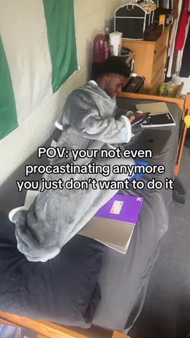 too comfortable @Snuggie #rutgers #relatable #studentlife #college #fyp 