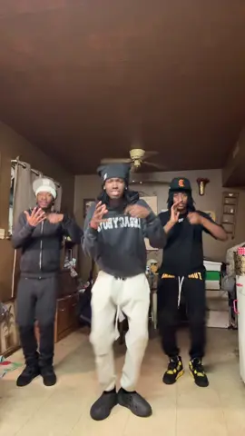 LEFT RIGHTT🕺🏾#pbjerry #fyp #xyzbca 