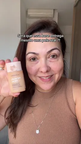A base que valoriza a pele real, sem excesso, é o sonho de muitas de nós 40+ 💕 Testei a Reveal the Real da Sephora Collection e compartilhei minhas impressões nesse vídeo! 👉 Quero saber: você prefere bases que cobrem tudo ou que deixam a pele com aspecto natural? Marca aqui alguém que também vive essa busca pela base perfeita! ✨ #womenover40 #belezaleve #pelemadura #sephoracollection 