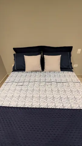 🛏️✨ Conforto e praticidade para o seu descanso. Jogo de lençol casal em tecido micropercal, macio, resistente e com toque suave para noites ainda mais aconchegantes.💫 #JogoDeLençol #LençolCasal #ConfortoENoite #DescansoPerfeito #CasaAconchegante   