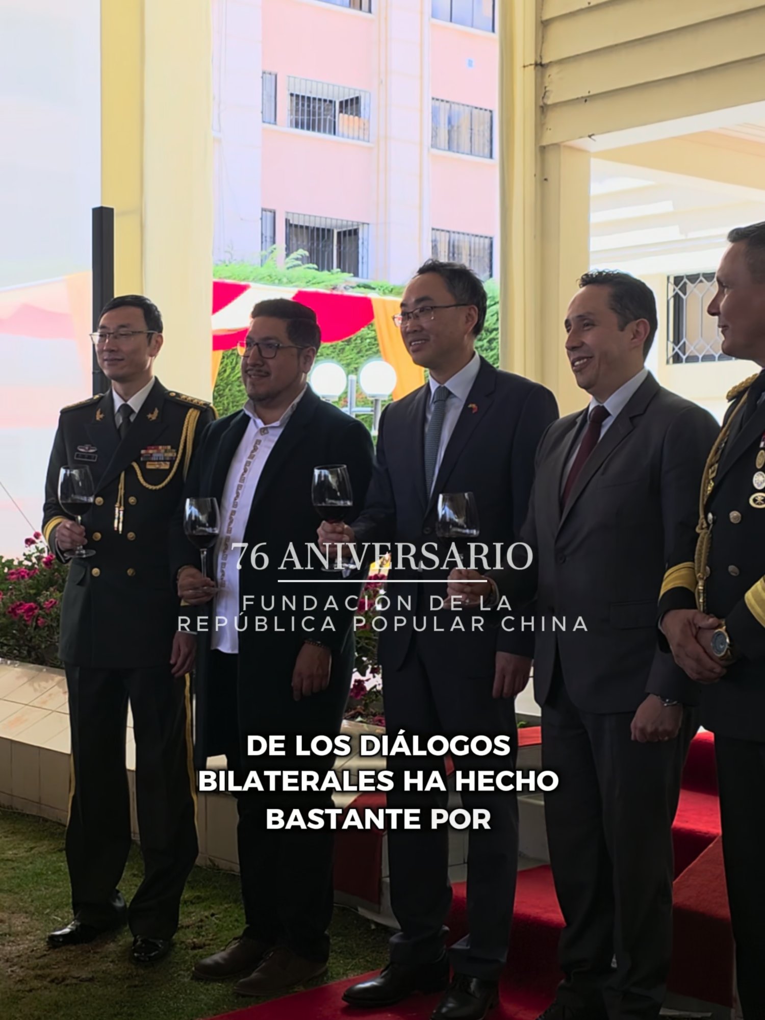 La Embajada de la República Popular China en Bolivia sostuvo una entrevista con el Viceministro de Gestión Consular e Internacional, Fernando Pérez.  Quien destacó la importancia de la relación bilateral entre Bolivia y China y el trabajo conjunto en temas económicos y de desarrollo. 🇨🇳🤝🇧🇴 @cancilleriabolivia #China #EmbajadaDeChina #BoliviaChina #AmistadBoliviaChina #Diplomacia