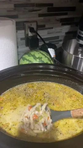 You should make it 👌 #easydinner #chickennoodlesouprecipe #soup #fallmeals #makeit 