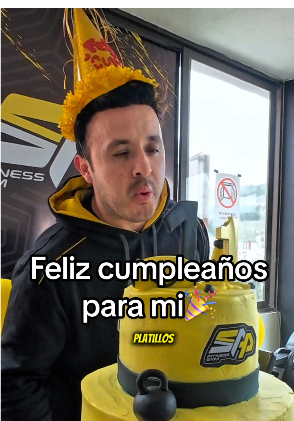 🥳Un añito cumplido 🥳🎉🎊. gracias por formar parte de esta gran familia seguimos creciendo para uds💪🏼 Nuestro mayor deseo es darles siempre el mejor servicio. Vamos por muchos años más juntos a cumplir más metas personales.. cuentan con todo nuestro apoyo y conocimiento para lograrlo.... VAMOS POR MAS 💪🏻 BENDICIONES 😇 A TODOS... #sapfitnessgym #ambato #gimnasioenambato #gym #fyp 