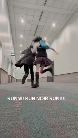 Peni parker vs spider noir epic rap battle #peniparker #spiderverse #spidernoir #comiccon 