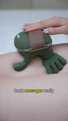 Enjoy deep relaxation and muscle relief anytime,anywhere!🙌🏻😮‍💨#neckmassager #relaxathome #massager #neckpainrelief #SelfCare 