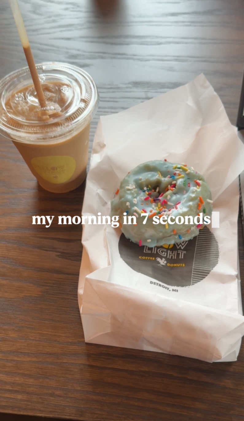 video a little bit longer than a vine😂but that coffee shop was so good! #minivlog #dayinmylife #spendthedaywithme #blackgirlvlog #Vlog 