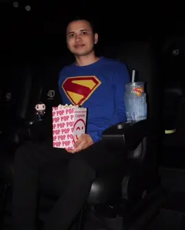 Fue una experiencia excelente ver la película Superman en el formato 4D E-Motion del cine @Superman @DC 👏🏻🤩🍿🎬💪🏻🌟🏙️🌌💎🏔️✨. #Superman #Superman2025  #DCStudios #DC #DCUniverse #DCU  #LookUp #MiraHaciaArriba  #FortressOfSolitude #FortalezaDeLaSoledad  #Superhero #Superhéroe  #Cine #4D #Cine4D #CineInmersivo #4DEMotion  @OriginalFunko  #FunkoSuperman #SupermanFunko #FunkoDC  #OriginalFunko #Funko #FunkoPOP  👏🏻🤩🍿🎬💪🏻🌟🏙️🌌💎🏔️✨.