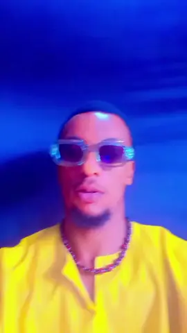 #tik #tiktok #world #selflove #lisa #priceless #money #bluemoney