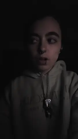 PROP 🔪 IN VIDEO. #masktok #darkromance #mdni #BookTok #cosplayer 