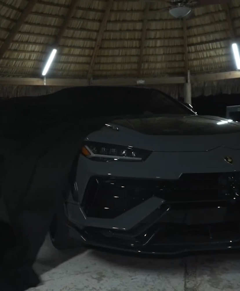 La nueva Urías de lonche está algo bien #urus #lonche #losmochis #fyp #edit 