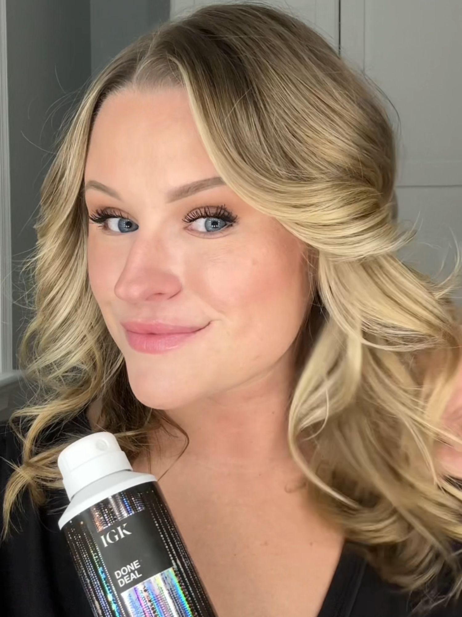 Not your average hairspray 👀 Our salon developed strong finishing hairspray actually has 72-hour hold and humidity-proof finish ✨ #igkhair #igkdonedeal #hairspray #strongholdhairspray #blowout #hairhack