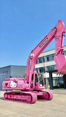 Hello Kitty painted excavator, become a tough guy#develon #doosan #sany #excavator #KEPOO #hyundai #hitachi #XCMG 