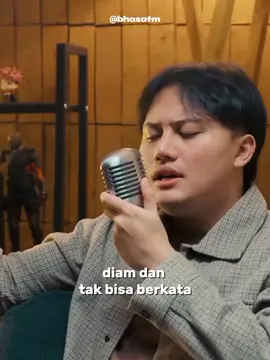 Malam Rawan - Rizky Febian & Rizwan Fadilah  yukk dengerin lagu pop terbaru kesukaan kamu di 93,1 bhasa fm😍👌 #lagupopindonesia #laguviral #malamrawan #rizkyfebian #trending 