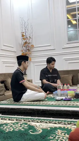 kebersamaan mas boy @Syafiqalatas with @Kadam Sidik #asyiqofficial #kadamsidik #syafiqallatas #asyiqmania #asyiqjalurvip 