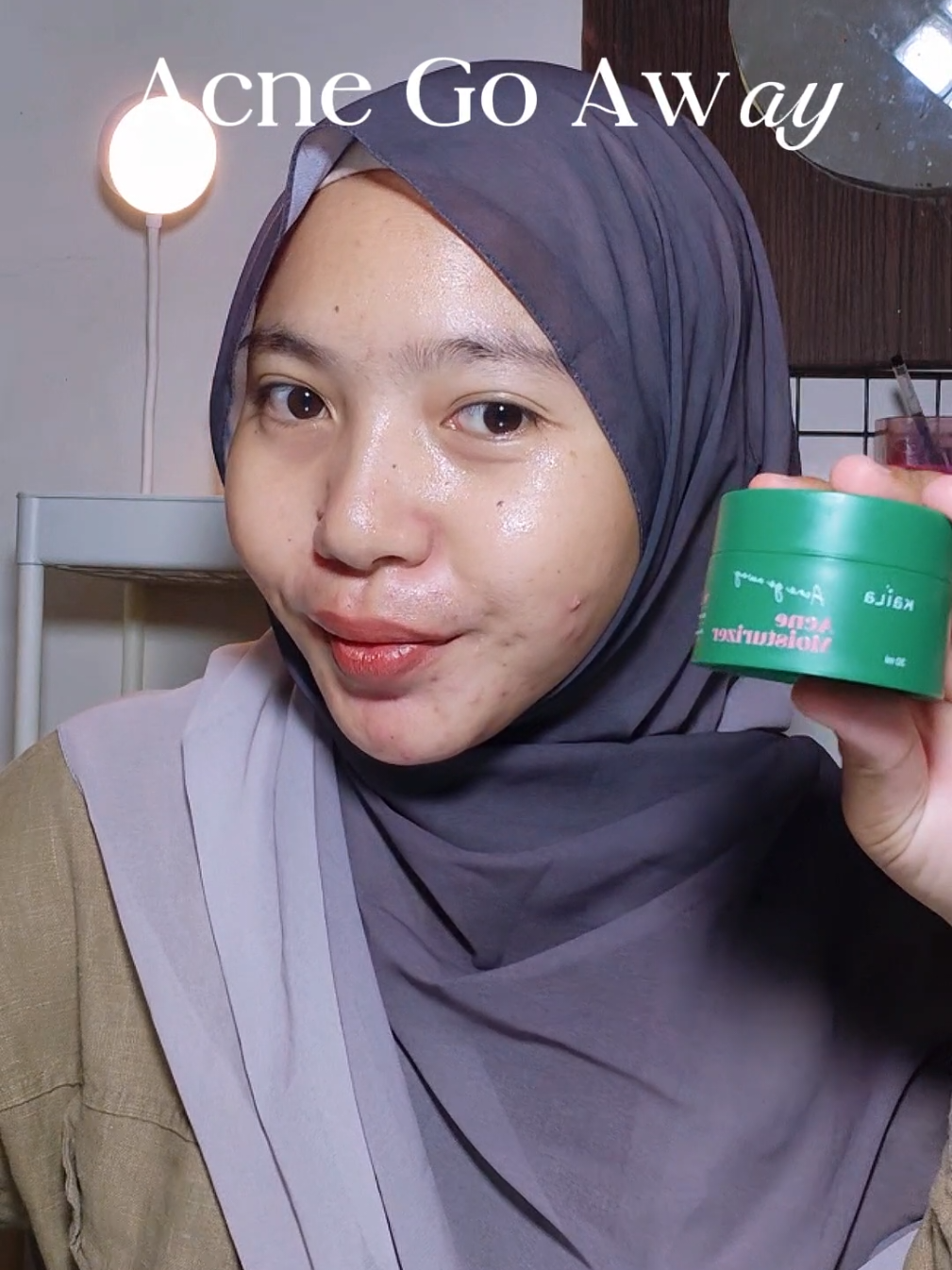 kan aku bilang juga apaaa mois sebagus ini tapi kok jarang ada yang bahas yaa.... ini mois khusus bgt buat acneproneskin nih cakep parah #kailamoisacne #moisacne #kailaskincare 