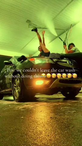 LMAOOOOOOOO i promise i was wet ash after! 🥲🥲@Yvette Bookie #fyp #viral #ct #foryoupage #sisters #ontopofcars 
