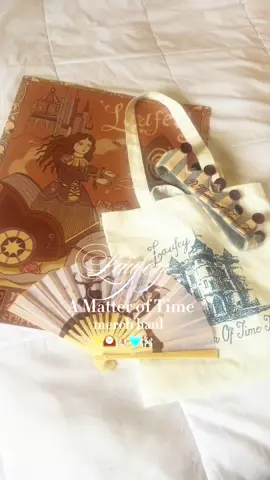 everything is so precious i’m in loveee!!! 🎠🕰️🏰 thank you @laufey for the most whimsical and magical night!!! 🌙🩵 @laufeyland #losangeles #crypto #laufeytour #laufeyamatteroftime #laufeymerch 