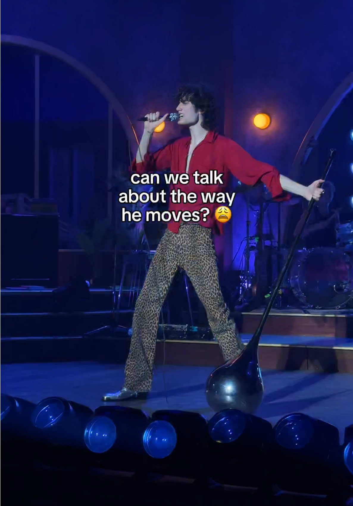 @sombr me being delulu and thinking i could do that #sombr #latenightsandromancetour #OnTour #detroit #12to12 