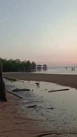 Semoga Anak2ku selalu dalam lindungan Allah. 