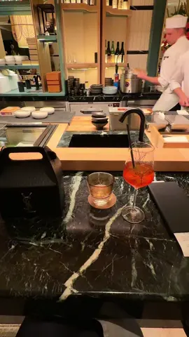 Come to din w us on our 🍯🌙 #whitelotus #newlywed 