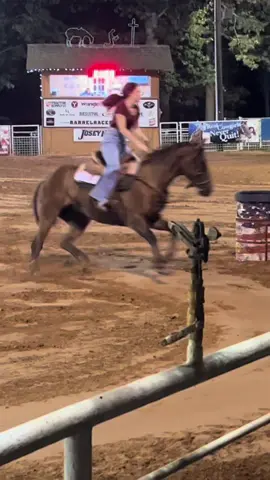 #claycountycartel went to the #marthajosey clinic and we had a great time! #barrelracing #horsegirl #cowgirl 
