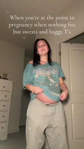 The struggle is real😭 #foryou #foryoupage #trending #trend #pregnant #thirdtrimester #secondtimemom #struggle #comedy #34weekspregnant 