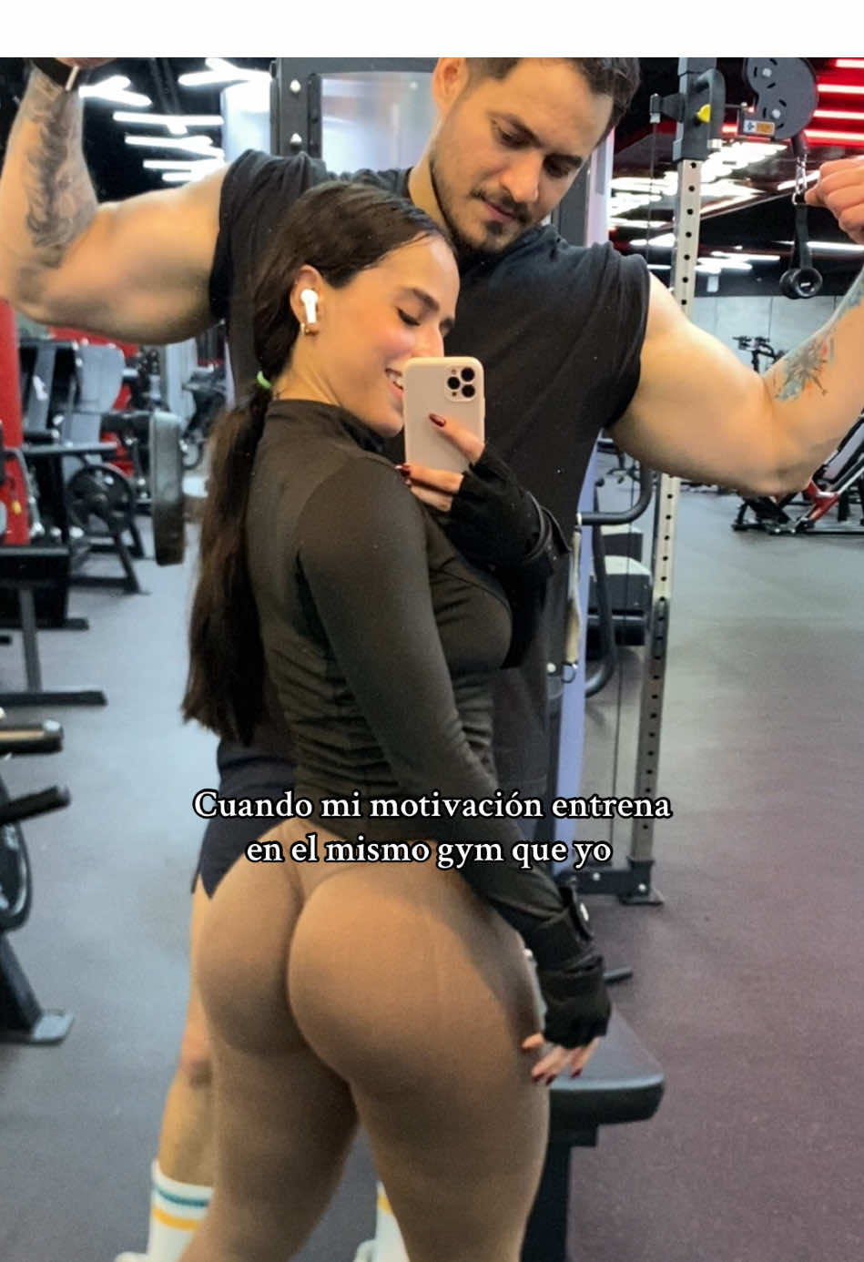🤤🫦 @Jmantrainer #gymmotivation #gymrat #gymnastics #gymrat #ejercicioglúteo 