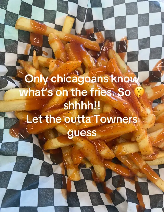 Non chicagoans what’s on these fries?  LA request us on door dash to try these. “Chicagos best LA” 