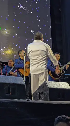 Solo para conocedores de los buenos boleros y de los buenos tiempos #segundo_rosero 