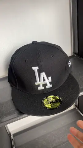 LA Hitam Polos guys 🤩 cek keranjang kuning di profil ya #topiimport #fittedcap #topibuildup #topi #fyp 