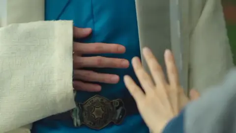 like husband, like wife 😗 #janguk #naksu #alchemyofsoulsseason2 #leejaewook #goyounjung 