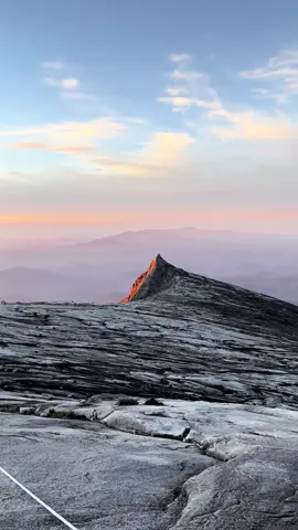 mission completed ✅ #gunungkinabalu #sabah #pendakifomo 