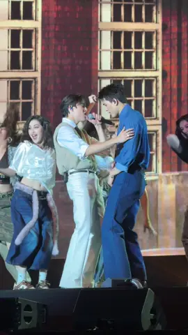 My fav showwwww ka 🤘🏻🎸ที่สุดของผม ขอ musical ให้2คนนี้หน่อยยย #JossGawinFancon #จอสกวิน #จอสกวิน 