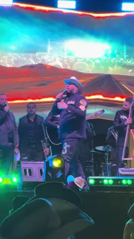 #elfantasma ❤️‍🔥❤️‍🔥🎼🎤 #jaripeo 🤎 #longisland 🏞️ la mejor vibra ✌🏻