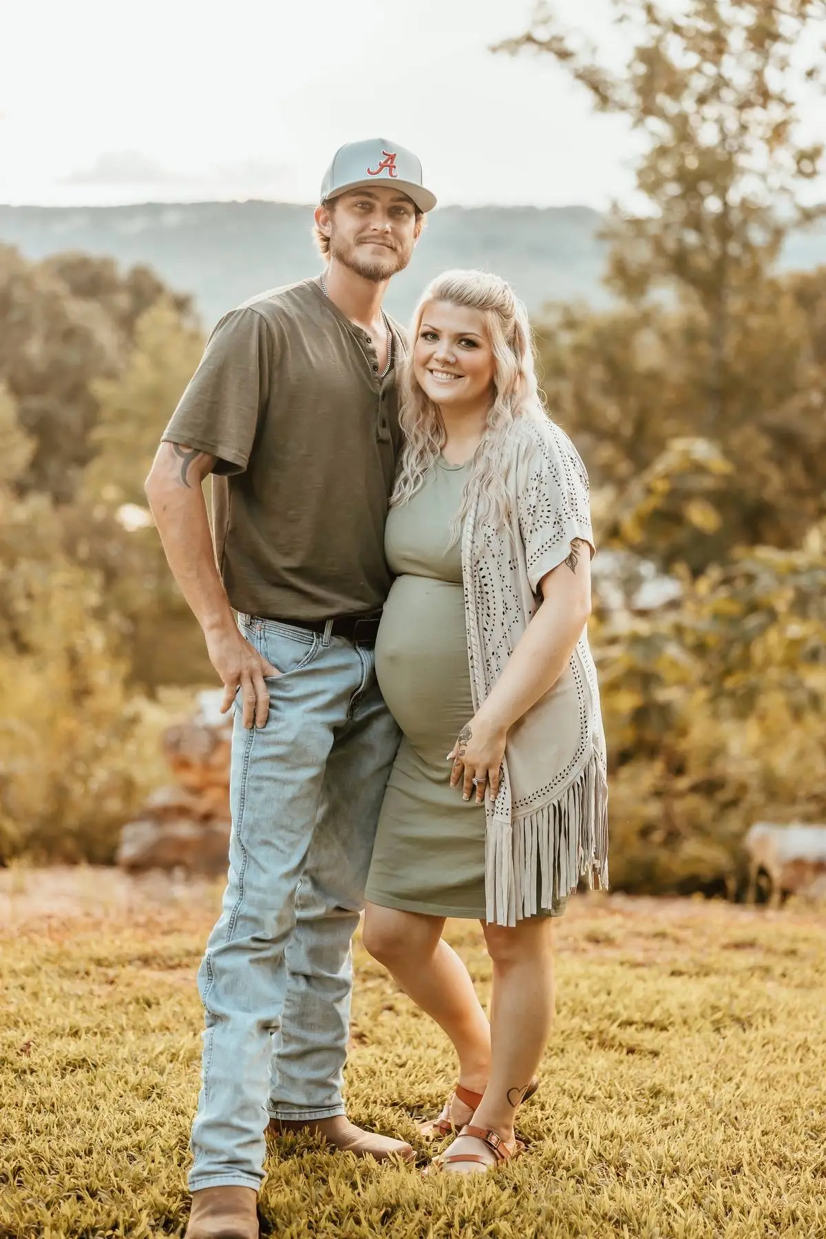 Finally got the rest of our pictures and I’m so in love 😭❤️ the kids did so good for it being 100+ degrees outside, I’m obsessed 😍 