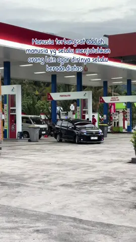 Banyak yg bertopeng kebaikan tp terbungkus dlm balutan kemunafikan🖕🏻