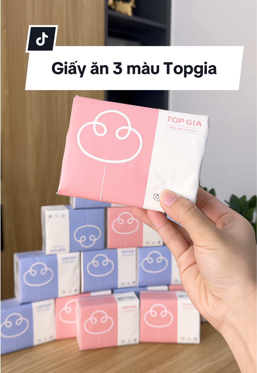 Giấy ăn 3 màu togia mềm mại, dai, đanh dùng siêu thích #topgia #giayantopgia #giay3mautopgia #giayan #mebeerriviuuu 
