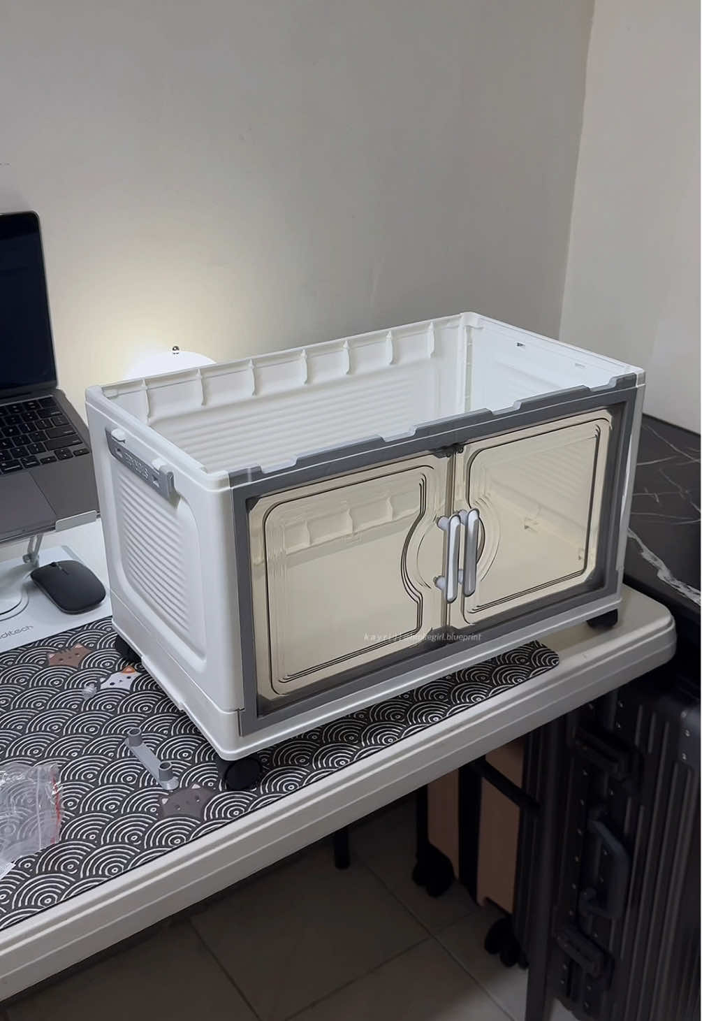 a cabinet that’s easy to assemble and a space saver 😩 dorm life saver!!  #gooreestyle #goodgreenlife #cabinet #spacesaver #dormlife 