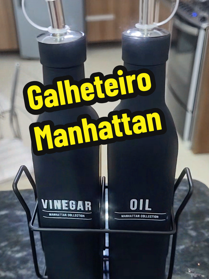 Galheteiro Manhattan, sirva seu azeite e vinagre no Galheteiro Manhattan e deixe sua mesa posta mais sofisticada, garanta o seu no link desse vídeo #galheteiro #cozinha #vinagre #azeite  #tiktokshop 