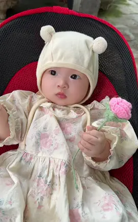 Có mom nào xin vía em bé🍓 k ạ Em bé hay cười nè #yeuthuong 🍓