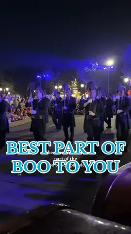I LOVE THE GRAVE DIGGERS 🪦🪏 #bootoyouparade #hauntedmansion #mnsshp #mickeysnotsoscaryhalloweenparty #disneyworld 