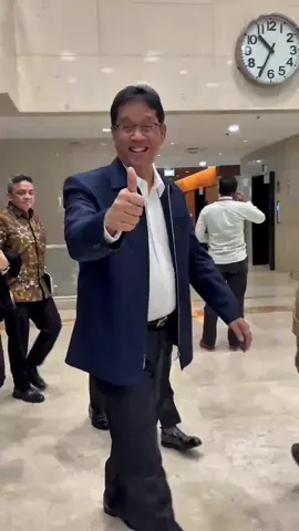 Tiba di komplek DPR, Menkeu Purbaya siap ikuti Raker Realisasi Kompensasi dan Subsidi dalam APBN Tahun 2025 bersama Komisi XI DPR RI, Selasa (30/9/2025).👍👍👍 #purbayayudhisadewa #kementeriankeuangan #uangkita